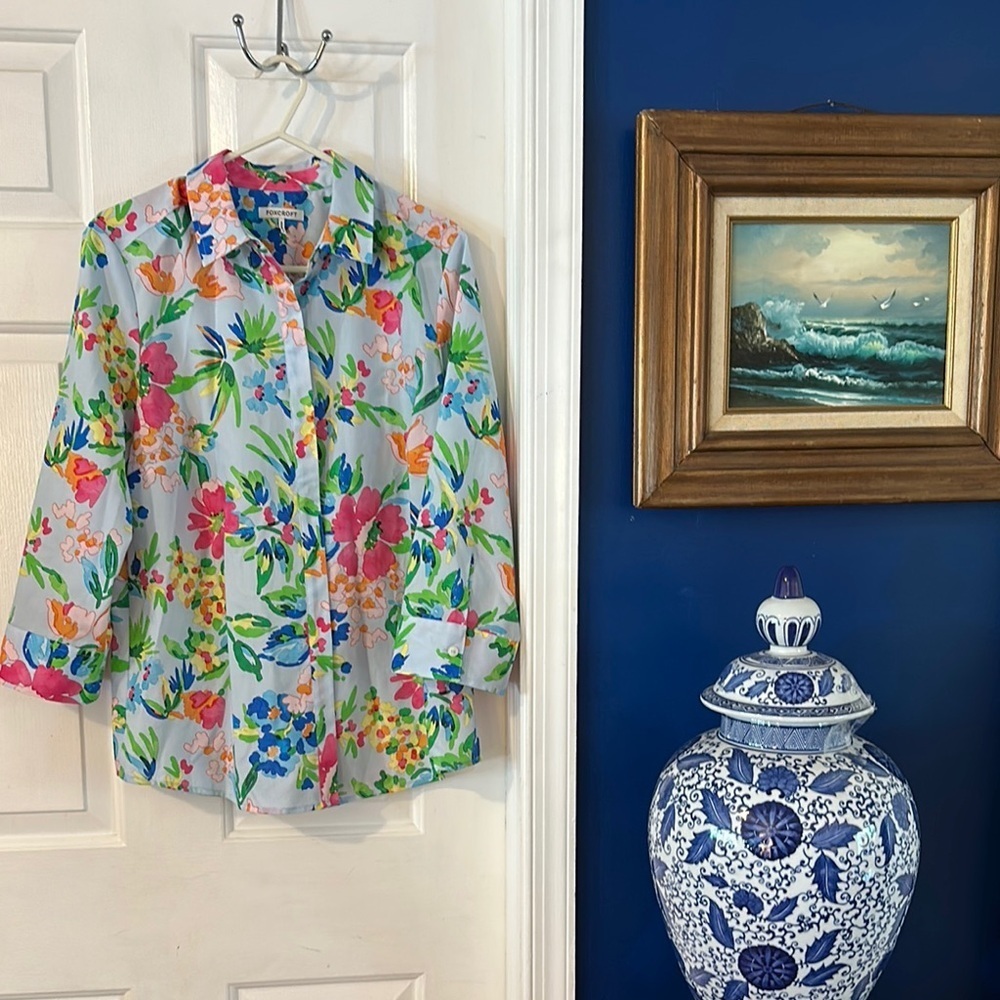 NWOT Women’s Foxcroft Luna Painterly Floral 3/4 Sleeve Shirt Size 10 - Picture 2 of 8